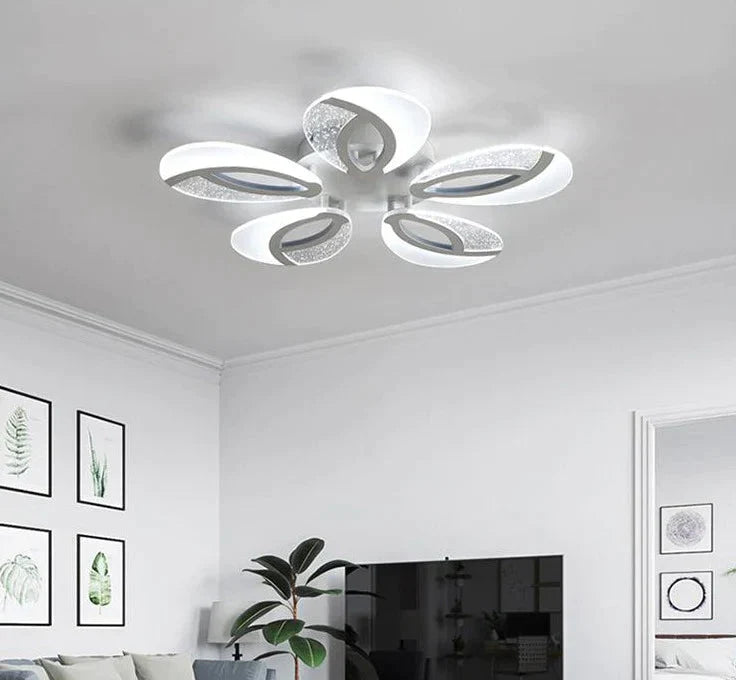 Creative Acrylic New Living Room Led Ceiling Three - Color Light / 5 Heads 62Cm*8Cm