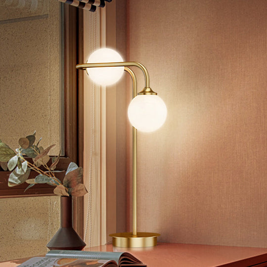 Reagan - Minimalist Gold Nightstand Lamp With Metal Arm