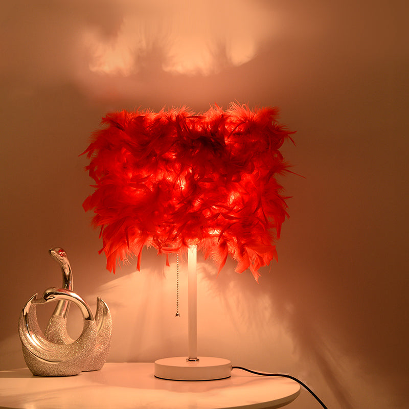 Avery - Romantic White/Red/Pink Cylindrical Table Lamp Modern 1 Bulb Feather Pull - Chain