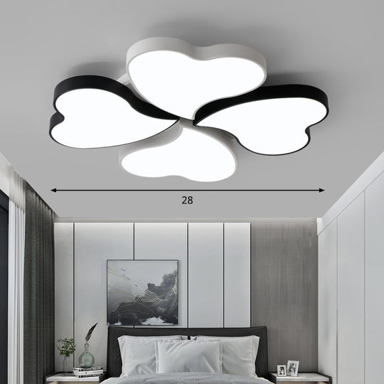 Nordic Led Metal Clover Shaped Flush Mount Lighting For Bedroom In Black - White White / 28.5’