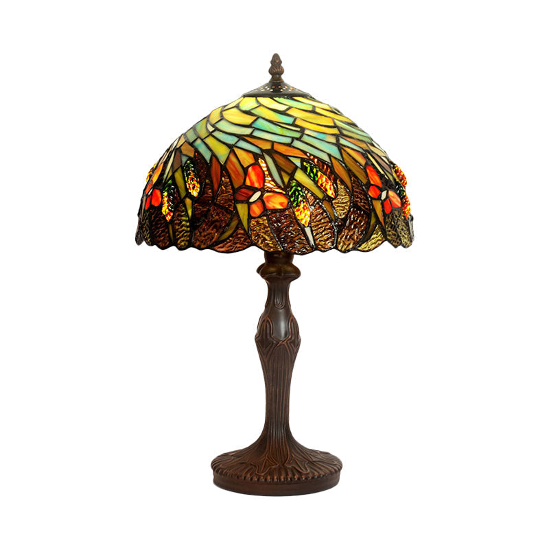 Sarah - Hand Cut Glass Coffee Night Light Spiral Pattern 1 Head Tiffany Table Lighting With Scallop