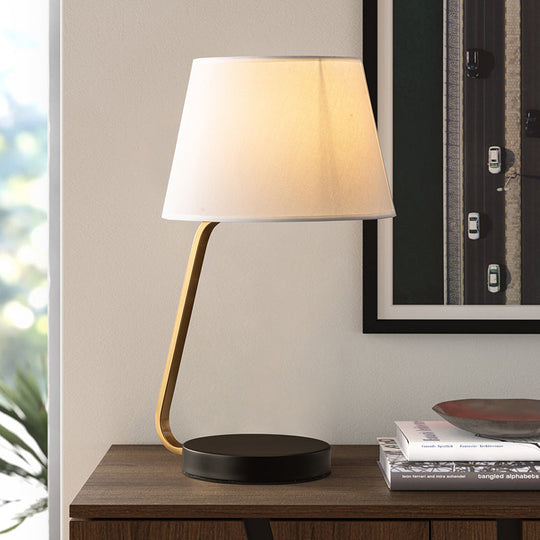 Océane - Nordic Urn - Like Reading Light Metal 1 Head Bedroom Nightstand Lamp With Fabric Shade In