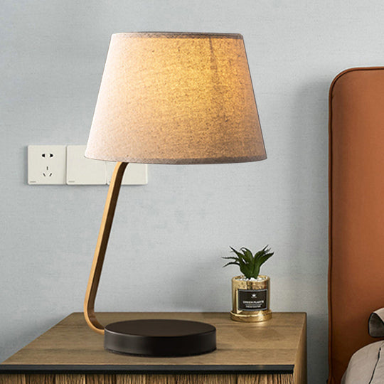 Océane - Nordic Urn - Like Reading Light Metal 1 Head Bedroom Nightstand Lamp With Fabric Shade In