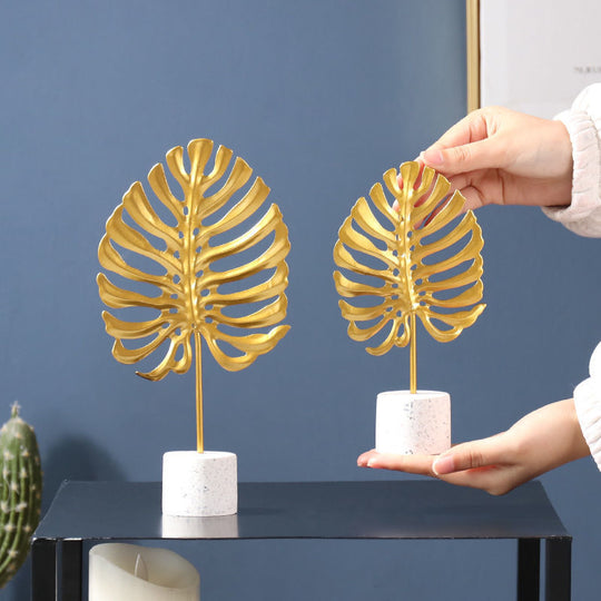 Nordic Golden Ginkgo Leaf Sculpture: Modern Iron Artwork For Home Decor And Special Occasions