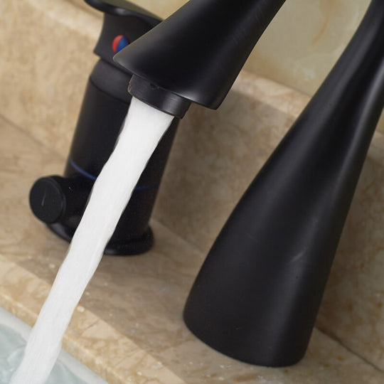 Deck Mounted Widespread 3Pc Bathroom Bath Tub Mixer Faucet Brass Handshower Goose Neck Spout Taps