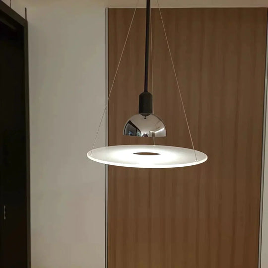 Nordic Designer Light Luxury Creativity Simple Model Room Restaurant Study Ufo Chandelier Complex