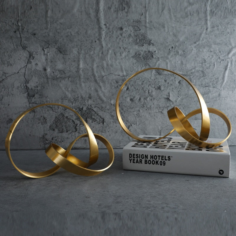 Simple Metal Gold Hollow Out Twist Art Ornament Irregular Living Room Desk Decoration Nordic Home
