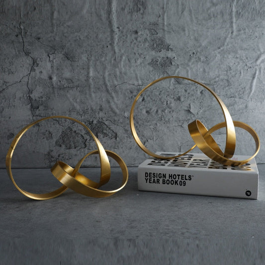 Simple Metal Gold Hollow Out Twist Art Ornament Irregular Living Room Desk Decoration Nordic Home