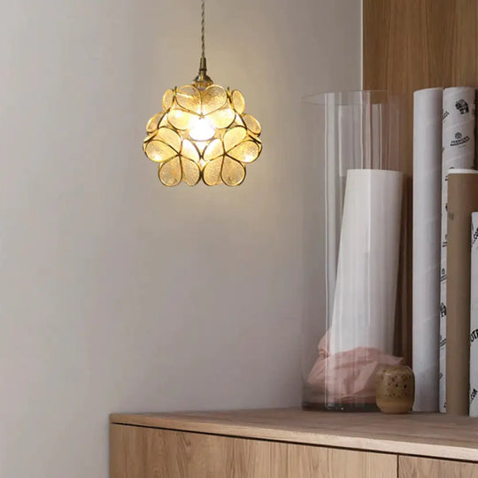 Blooming Beauty: Tiffany Style Pendant Light With Captivating Colors Clear Lighting