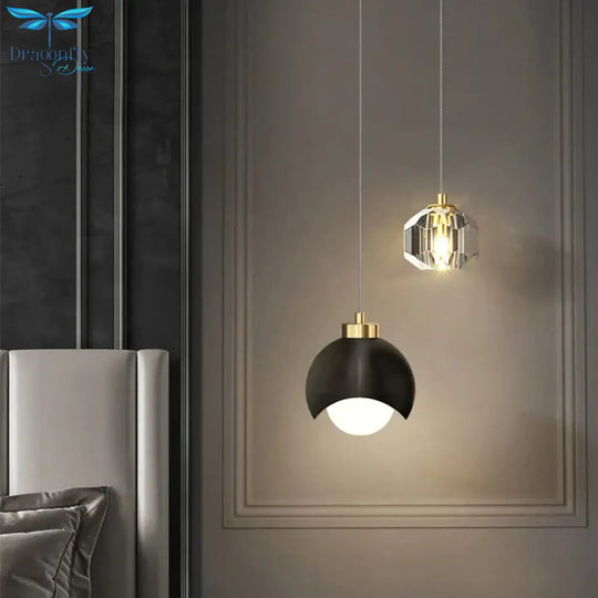 Illumia - Crystal Chandelier Gold Black