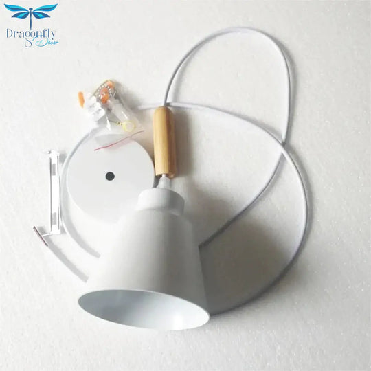 Nordic Modern Hanging Lights E27 Aluminum Wood Pendant Lights Household Restaurant Decorative